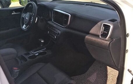 KIA Sportage IV рестайлинг, 2019 год, 2 160 000 рублей, 10 фотография