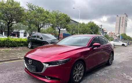 Mazda 3, 2021 год, 1 900 000 рублей, 2 фотография