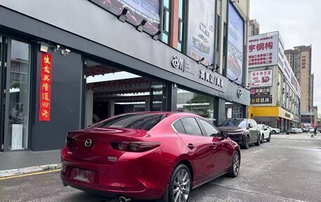 Mazda 3, 2021 год, 1 900 000 рублей, 4 фотография
