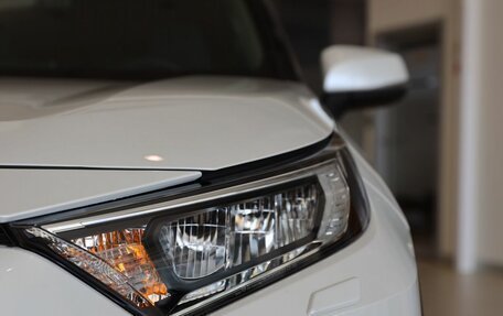 Toyota RAV4, 2021 год, 3 200 000 рублей, 9 фотография