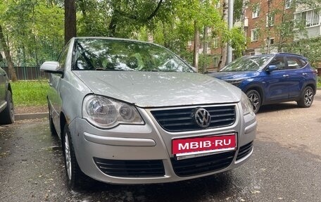 Volkswagen Polo IV рестайлинг, 2005 год, 260 000 рублей, 1 фотография