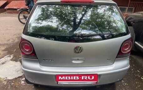 Volkswagen Polo IV рестайлинг, 2005 год, 260 000 рублей, 2 фотография