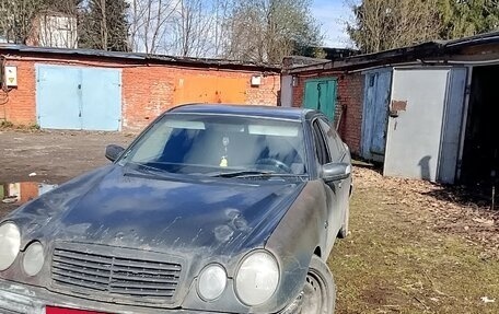 Mercedes-Benz E-Класс, 1997 год, 150 000 рублей, 4 фотография