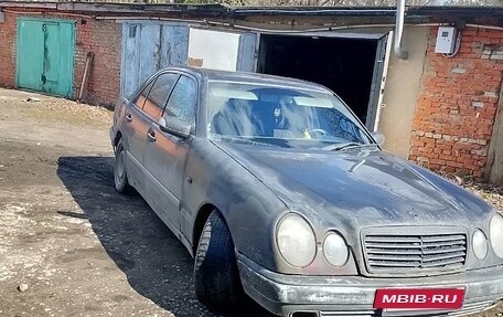 Mercedes-Benz E-Класс, 1997 год, 150 000 рублей, 8 фотография