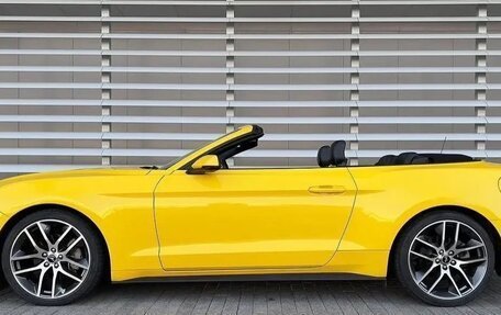 Ford Mustang VI рестайлинг, 2018 год, 3 000 000 рублей, 5 фотография