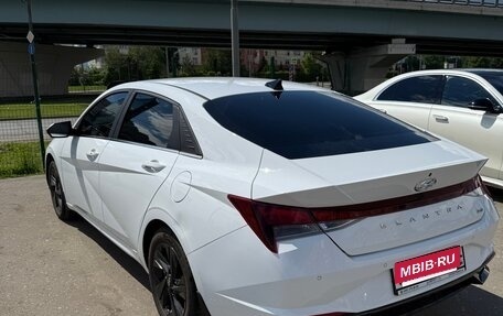 Hyundai Elantra, 2020 год, 1 800 000 рублей, 3 фотография