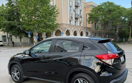 Honda HR-V II, 2022 год, 2 000 000 рублей, 4 фотография