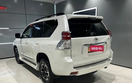 Toyota Land Cruiser Prado 150 рестайлинг 2, 2011 год, 3 590 000 рублей, 7 фотография