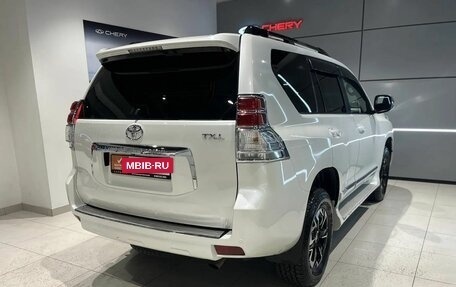 Toyota Land Cruiser Prado 150 рестайлинг 2, 2011 год, 3 590 000 рублей, 5 фотография