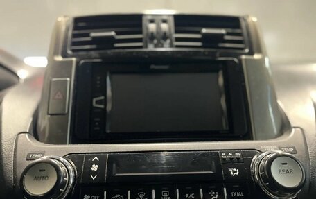 Toyota Land Cruiser Prado 150 рестайлинг 2, 2011 год, 3 590 000 рублей, 17 фотография