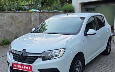 Renault Sandero II рестайлинг, 2018 год, 920 000 рублей, 1 фотография