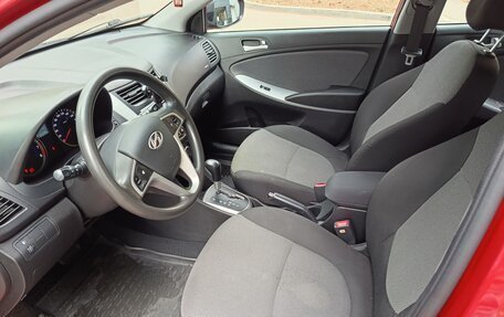 Hyundai Solaris II рестайлинг, 2014 год, 800 000 рублей, 11 фотография