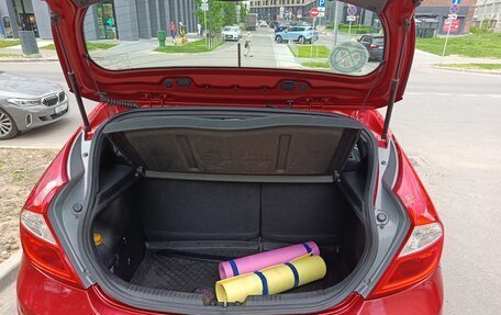 Hyundai Solaris II рестайлинг, 2014 год, 800 000 рублей, 9 фотография