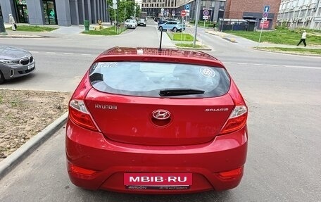 Hyundai Solaris II рестайлинг, 2014 год, 800 000 рублей, 5 фотография
