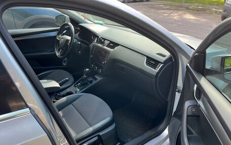 Skoda Octavia, 2018 год, 1 850 000 рублей, 8 фотография