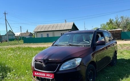 Skoda Fabia II, 2012 год, 233 000 рублей, 2 фотография