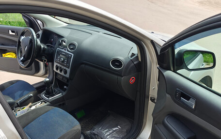 Ford Focus II рестайлинг, 2006 год, 657 777 рублей, 16 фотография