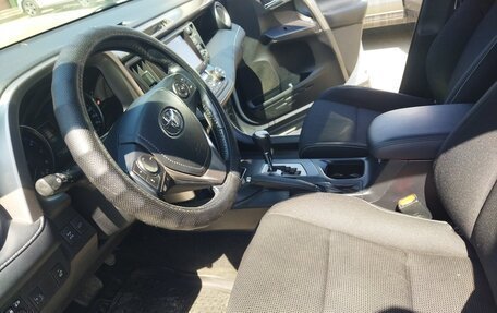 Toyota RAV4, 2017 год, 2 580 000 рублей, 6 фотография