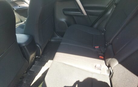 Toyota RAV4, 2017 год, 2 580 000 рублей, 7 фотография