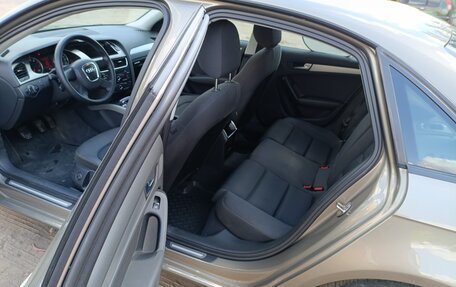 Audi A4, 2008 год, 940 000 рублей, 17 фотография