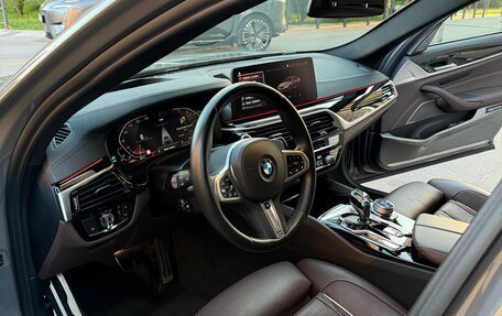 BMW 5 серия, 2022 год, 5 490 000 рублей, 8 фотография
