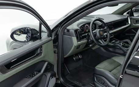 Porsche Cayenne III, 2024 год, 23 990 000 рублей, 7 фотография