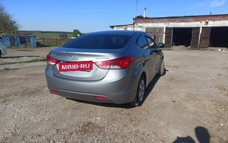 Hyundai Elantra V, 2013 год, 1 000 000 рублей, 5 фотография