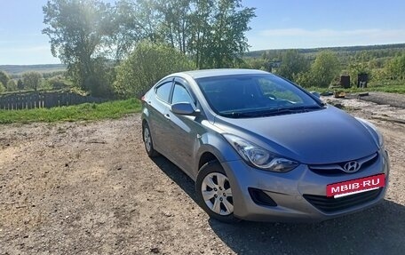 Hyundai Elantra V, 2013 год, 1 000 000 рублей, 9 фотография