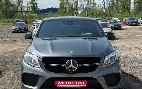 Mercedes-Benz GLE Coupe AMG, 2017 год, 3 850 000 рублей, 3 фотография