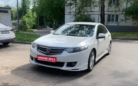 Honda Accord VIII рестайлинг, 2010 год, 1 250 000 рублей, 2 фотография