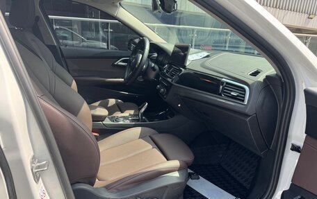 BMW 1 серия, 2023 год, 2 300 000 рублей, 8 фотография
