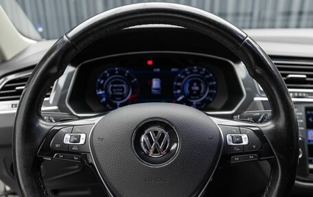 Volkswagen Tiguan II, 2017 год, 2 579 000 рублей, 12 фотография