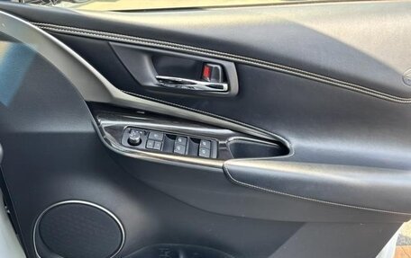 Toyota Harrier, 2016 год, 2 120 000 рублей, 9 фотография