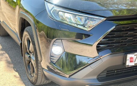 Toyota RAV4, 2021 год, 3 350 000 рублей, 10 фотография