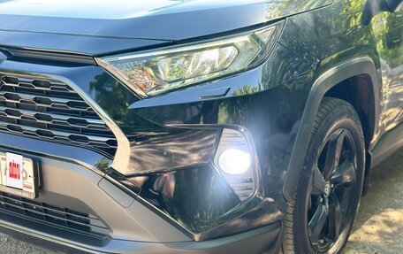 Toyota RAV4, 2021 год, 3 350 000 рублей, 9 фотография