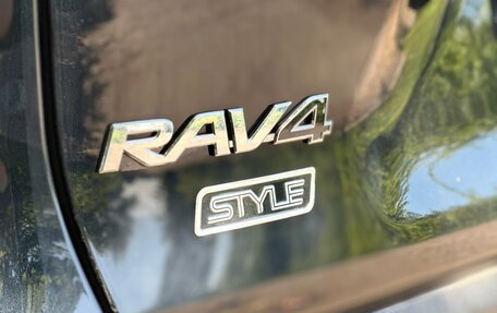 Toyota RAV4, 2021 год, 3 350 000 рублей, 11 фотография