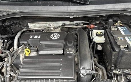 Volkswagen Tiguan II, 2017 год, 2 650 000 рублей, 5 фотография
