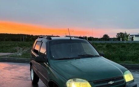 Chevrolet Niva I рестайлинг, 2003 год, 265 000 рублей, 6 фотография