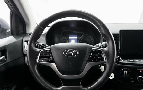 Hyundai Solaris II рестайлинг, 2021 год, 1 688 000 рублей, 9 фотография