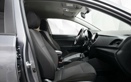 Hyundai Solaris II рестайлинг, 2021 год, 1 688 000 рублей, 8 фотография