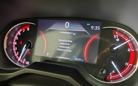Toyota RAV4, 2021 год, 3 600 000 рублей, 9 фотография