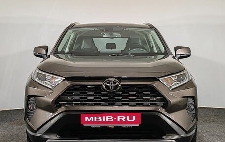 Toyota RAV4, 2021 год, 3 600 000 рублей, 2 фотография