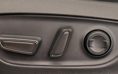 Toyota RAV4, 2021 год, 3 600 000 рублей, 20 фотография