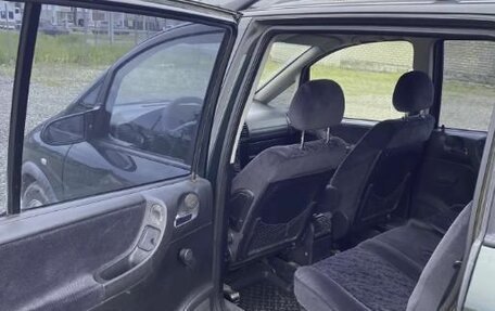 Opel Zafira A рестайлинг, 1999 год, 270 000 рублей, 21 фотография