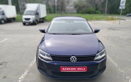 Volkswagen Jetta VI, 2012 год, 1 100 000 рублей, 1 фотография