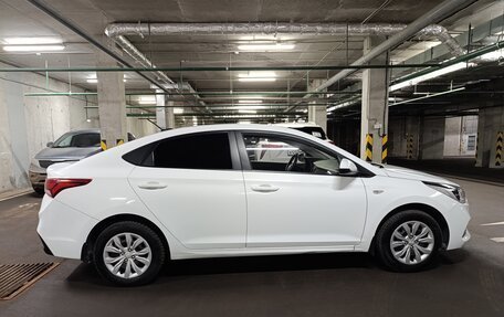 Hyundai Solaris II рестайлинг, 2018 год, 1 150 000 рублей, 6 фотография
