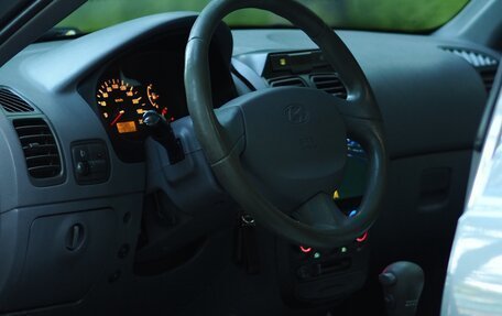 Hyundai Accent II, 2004 год, 425 000 рублей, 22 фотография