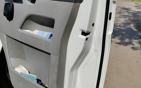 Volkswagen Transporter T5 рестайлинг, 2011 год, 1 250 000 рублей, 7 фотография