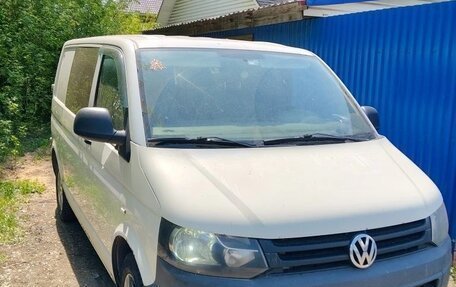 Volkswagen Transporter T5 рестайлинг, 2011 год, 1 250 000 рублей, 4 фотография