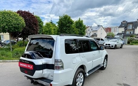 Mitsubishi Pajero IV, 2017 год, 2 999 000 рублей, 7 фотография